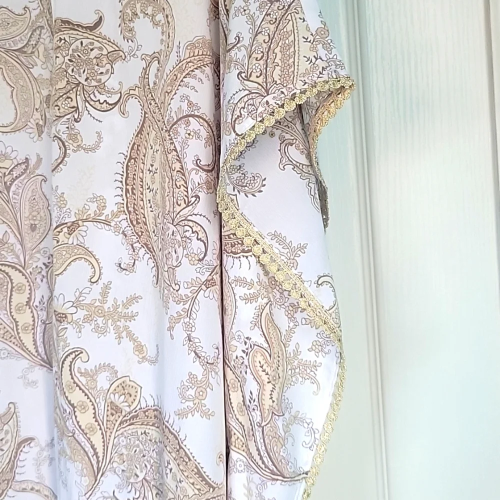 CHICO'S damask tan/white open wrap top - Picture 4 of 8
